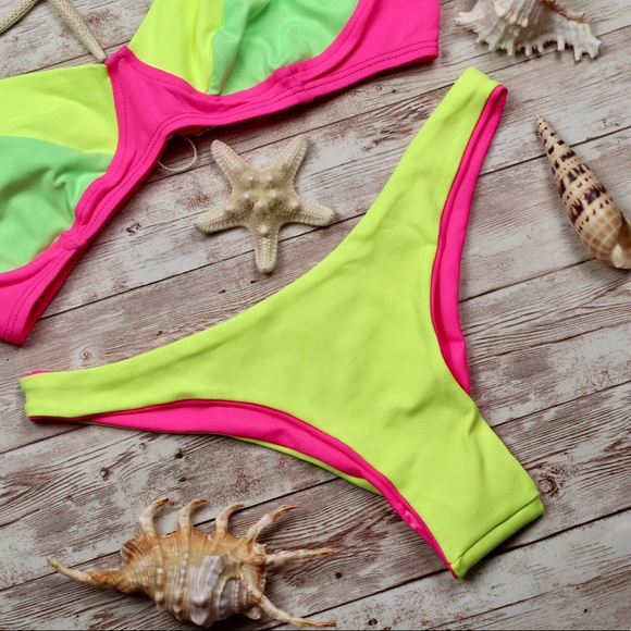 High quality Brazilian bikini set - top & bottom - Picture 3 of 13